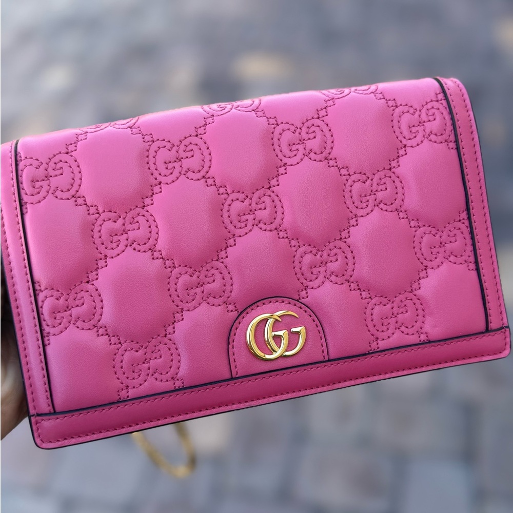AUTHENTIC Gucci Pink Crossbody/Clutch with Gold GG Monogram